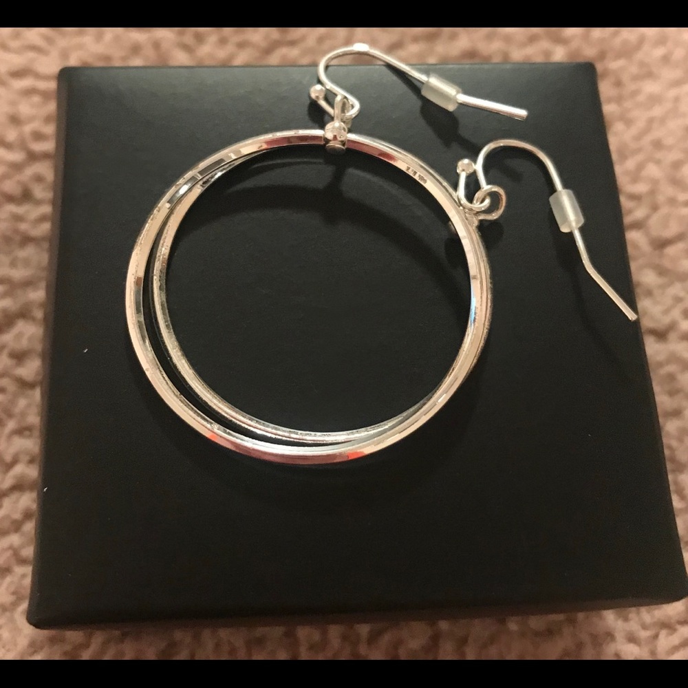 Avon Luna Drop Earrings- Silvertone